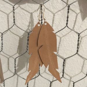 Leather feather earrings